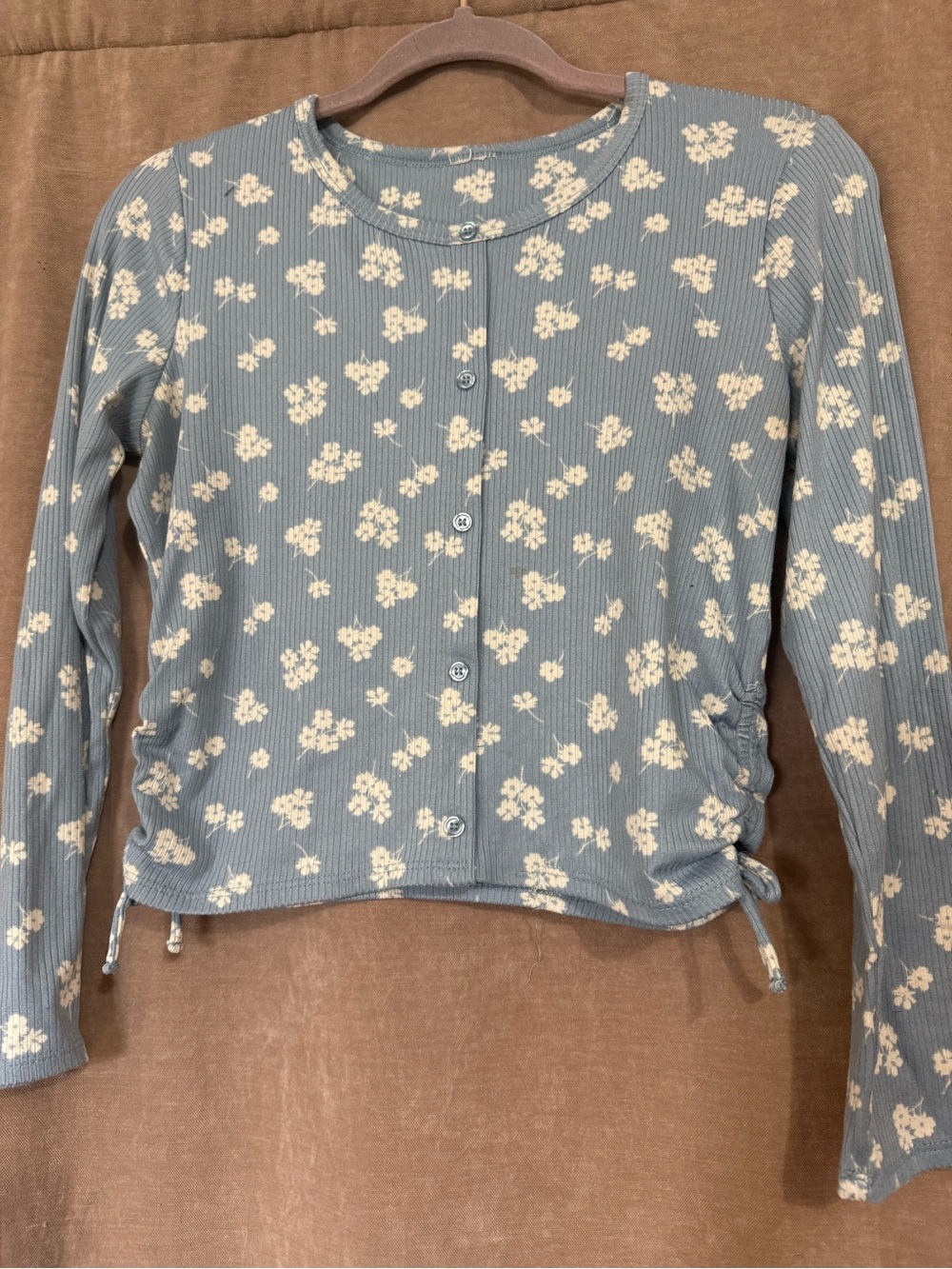 Woman’s Blue Floral Cropped Long Sleeve Top